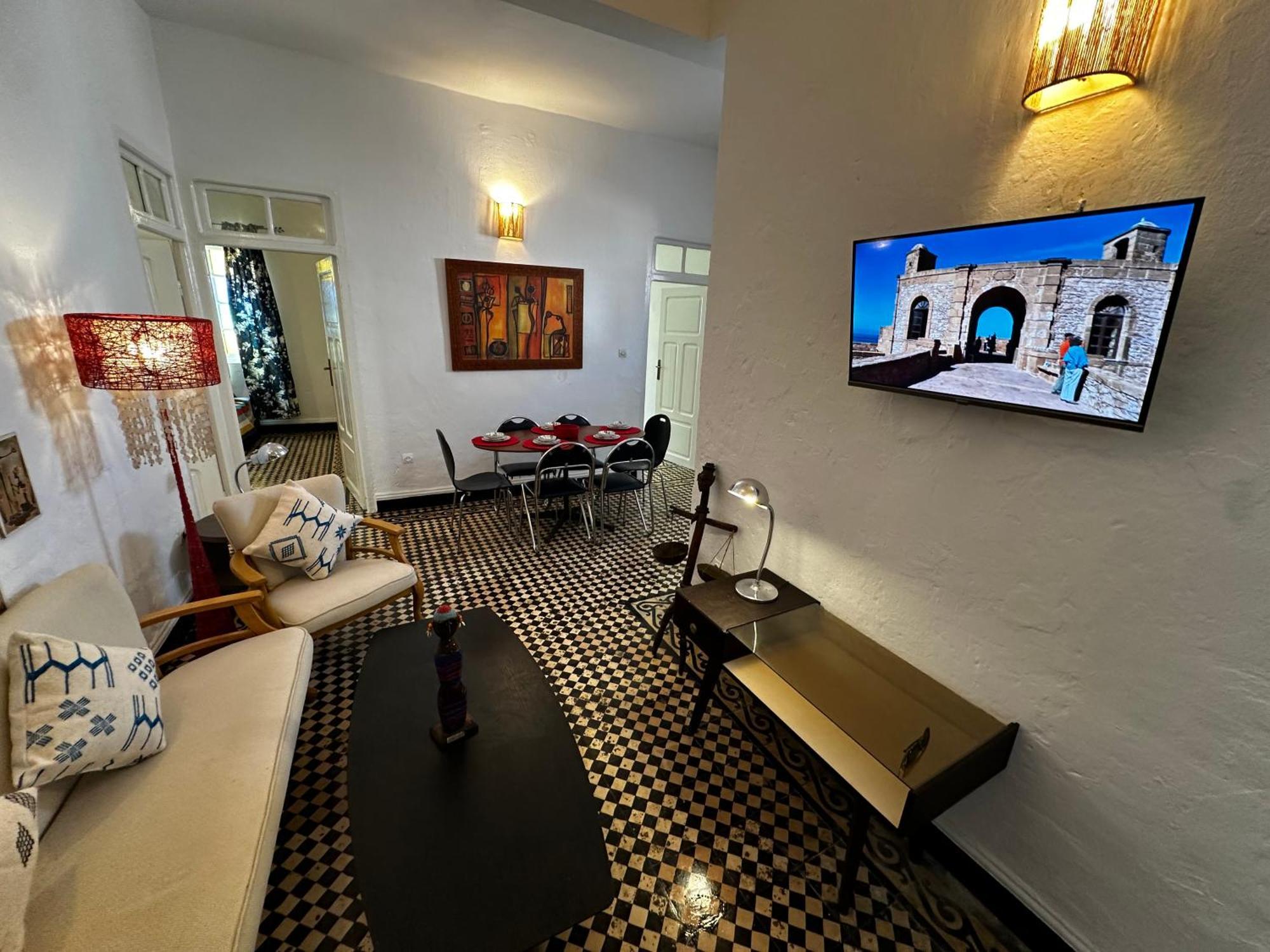 Cosy Spacious Apartments Medina Center Эс-Сувейра Экстерьер фото